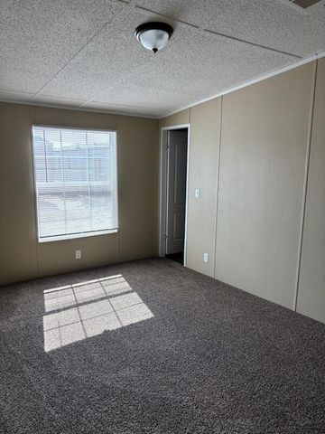 6879 Pr Prairie N, Shallowater, TX 79363