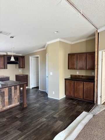 6879 Pr Prairie N, Shallowater, TX 79363