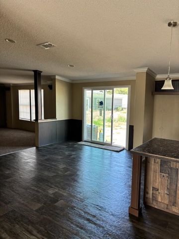 6879 Pr Prairie N, Shallowater, TX 79363