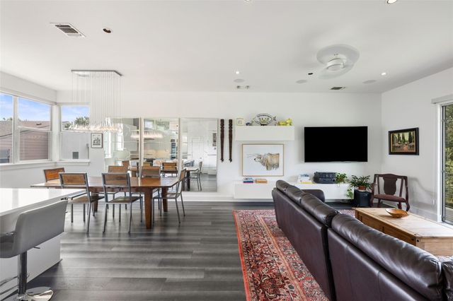 2105 Goodrich Ave 7, Austin, TX 78704
