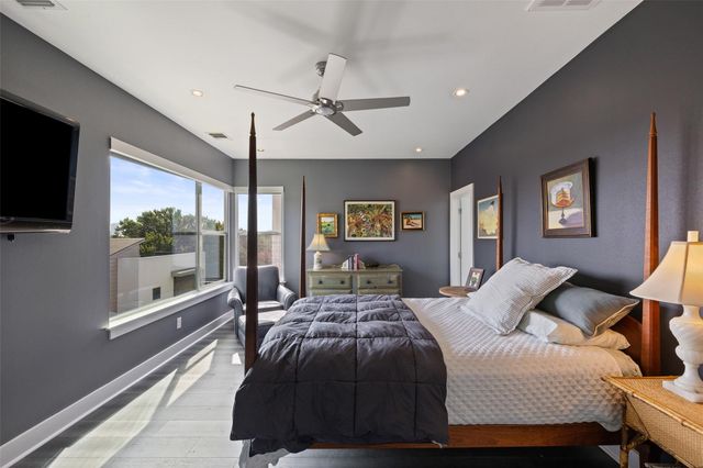 2105 Goodrich Ave 7, Austin, TX 78704