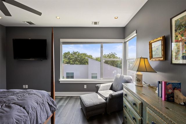 2105 Goodrich Ave 7, Austin, TX 78704