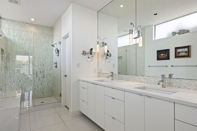 2105 Goodrich Ave 7, Austin, TX 78704