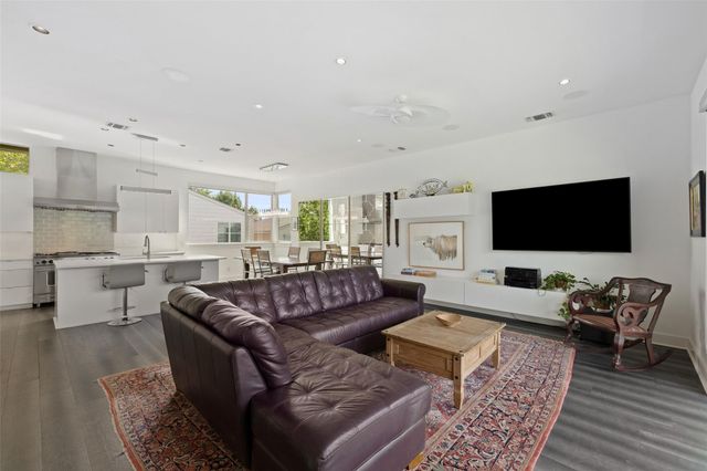 2105 Goodrich Ave 7, Austin, TX 78704
