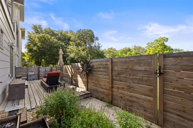 2105 Goodrich Ave 7, Austin, TX 78704