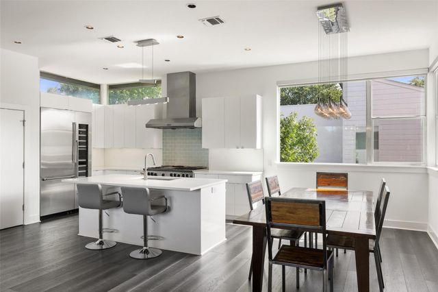 2105 Goodrich Ave 7, Austin, TX 78704