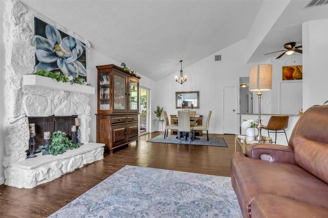 2535 Jeb Stuart Court, League City, TX 77573