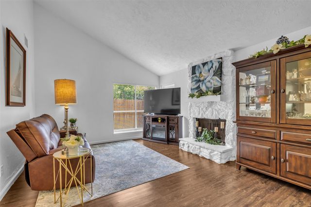2535 Jeb Stuart Court, League City, TX 77573
