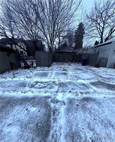 1888 Weston Avenue, Niagara Falls, NY 14305