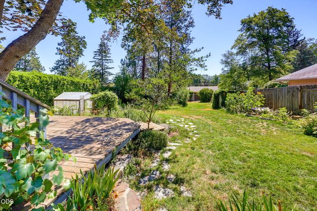 840 Harmony Lane, Ashland, OR 97520