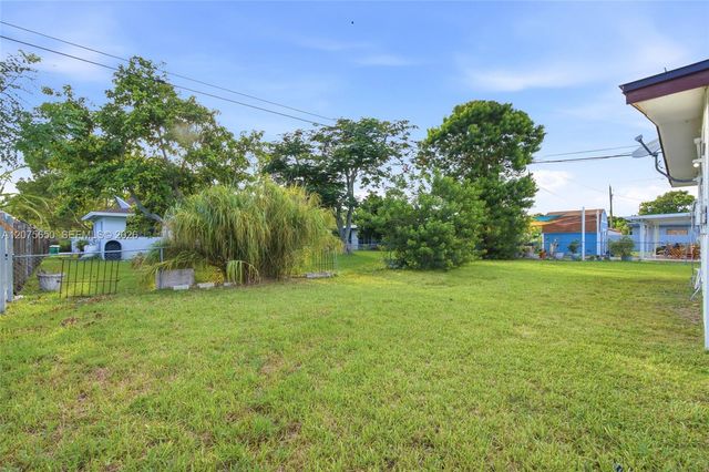 17360 SW 121st Avenue, Miami, FL 33177