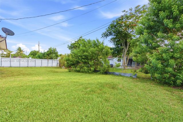 17360 SW 121st Avenue, Miami, FL 33177