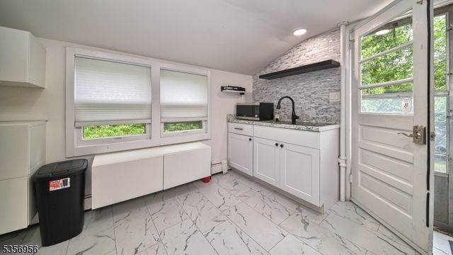 29 Oldham Rd, Wayne Twp., NJ 07470