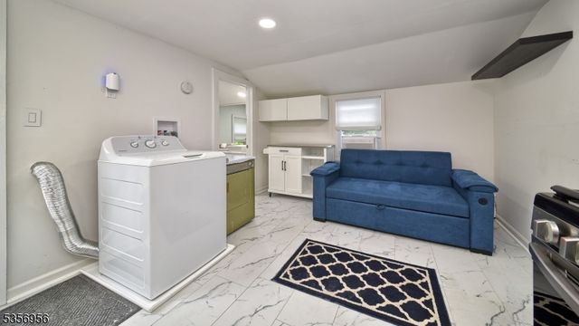 29 Oldham Rd, Wayne Twp., NJ 07470