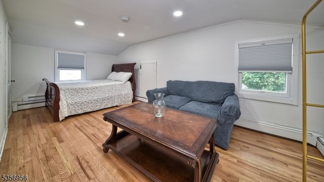 29 Oldham Rd, Wayne Twp., NJ 07470