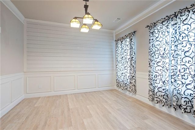 811 Walnut Woods Drive, Braselton, GA 30517