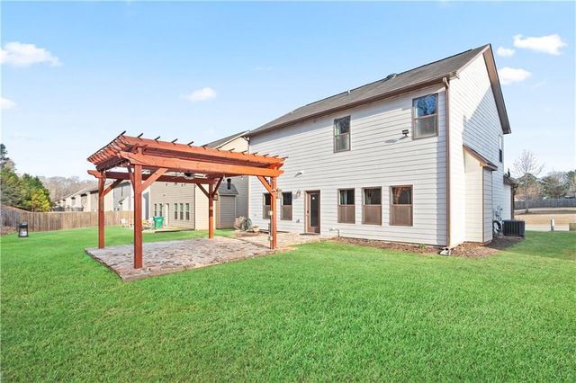 811 Walnut Woods Drive, Braselton, GA 30517