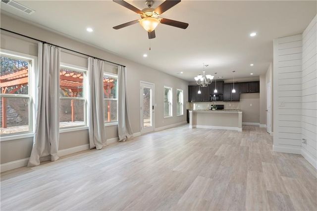 811 Walnut Woods Drive, Braselton, GA 30517