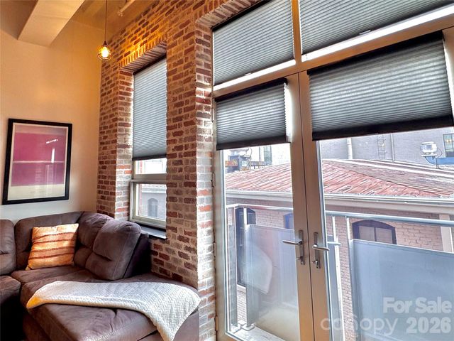 12 S Lexington Avenue 401, Asheville, NC 28801