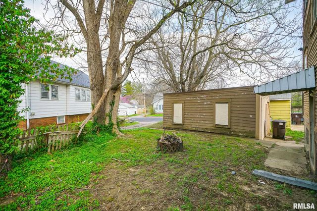 511 W LOUCKS Avenue, Peoria, IL 61603