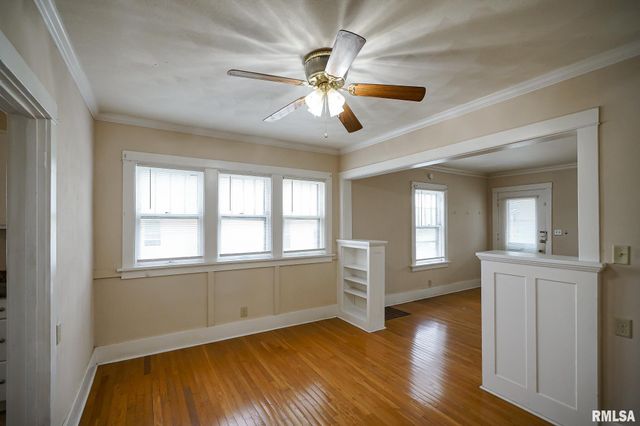 511 W LOUCKS Avenue, Peoria, IL 61603
