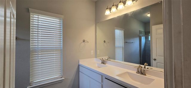 10438 Junction Peak Drive, Rosharon, TX 77583