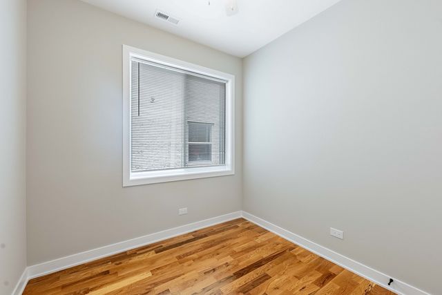 3029 W Washington Boulevard 2, Chicago, IL 60612
