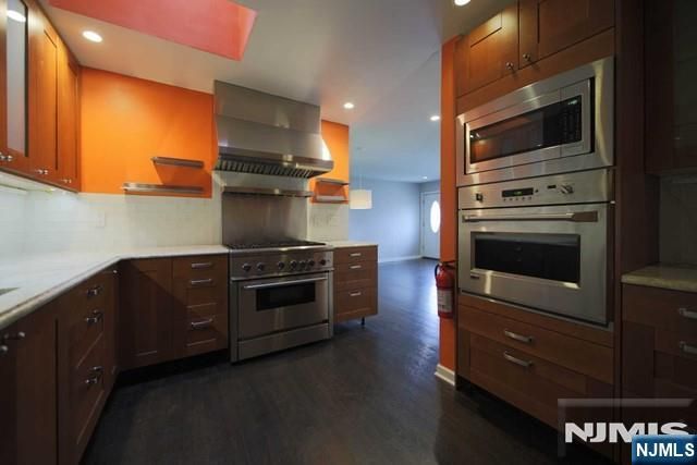 322 Hickory A, Bergenfield, NJ 07621