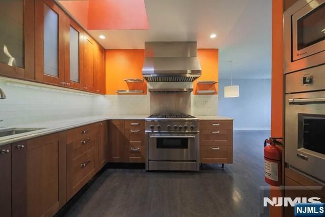 322 Hickory A, Bergenfield, NJ 07621