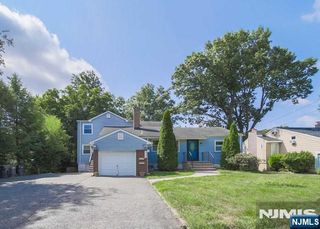 322 Hickory A, Bergenfield, NJ 07621