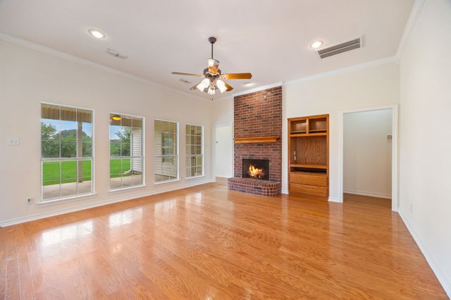 7644 County Rd 302 Road, Terrell, TX 75160