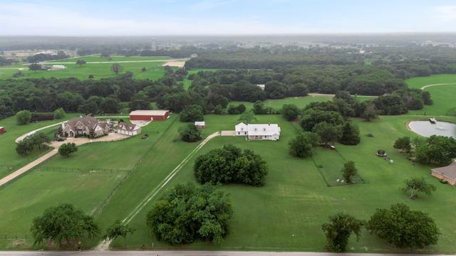 7644 County Rd 302 Road, Terrell, TX 75160