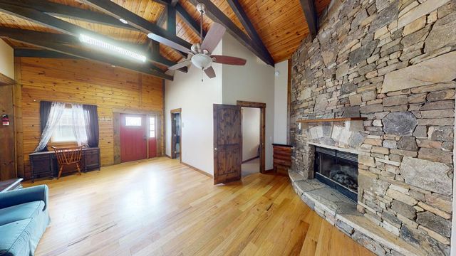 6785 Airport Road, Andrews, NC 28901