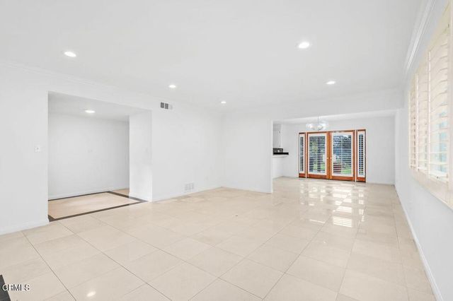 3585 Figueroa Street, Glendale, CA 91206