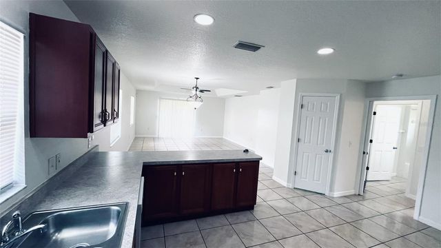 4737 5TH STREET, Zephyrhills, FL 33542