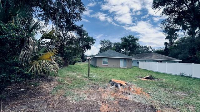 4737 5TH STREET, Zephyrhills, FL 33542