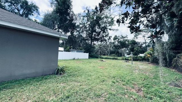 4737 5TH STREET, Zephyrhills, FL 33542