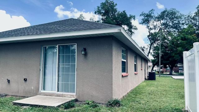 4737 5TH STREET, Zephyrhills, FL 33542