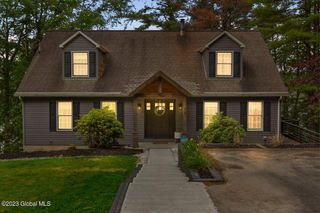 68 Harriman Road, Sand Lake, NY 12018