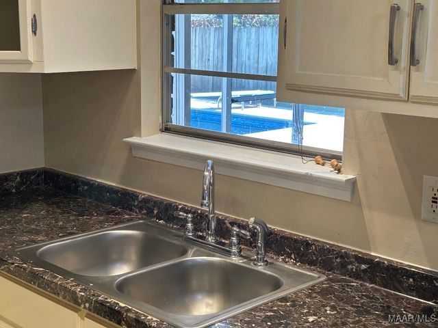 6520 PINEBROOK Drive, Montgomery, AL 36117