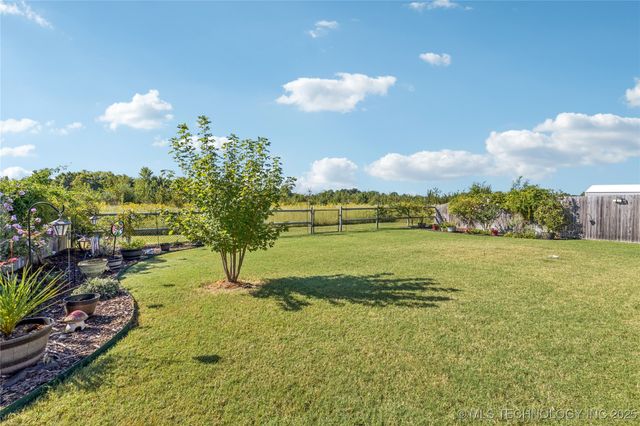 1213 E Toledo Street, Broken Arrow, OK 74012