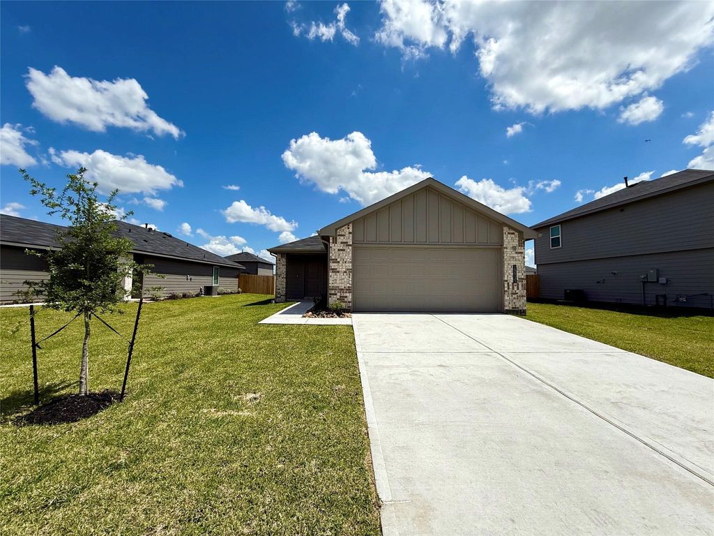 19935 Hilbert Road, New Caney, TX 77357