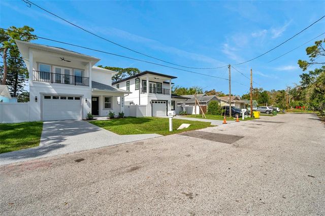 5760 66TH WAY N, St Petersburg, FL 33709