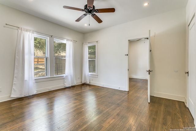 212 CHICHESTER PL, Alamo Heights, TX 78209