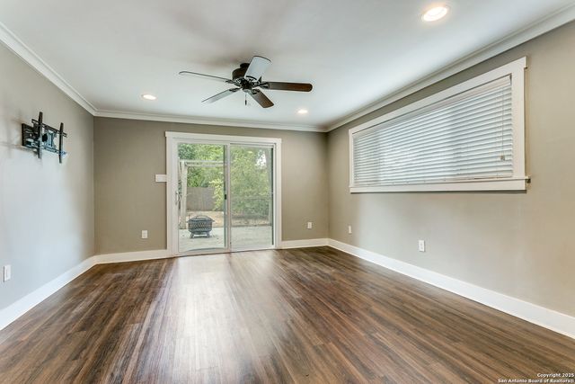 212 CHICHESTER PL, Alamo Heights, TX 78209