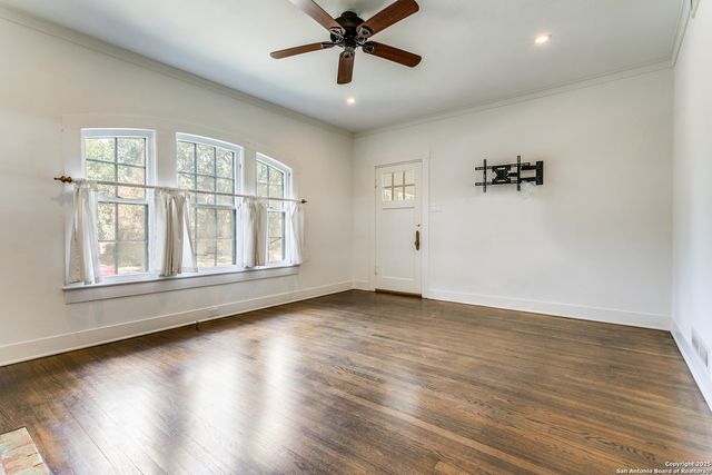 212 CHICHESTER PL, Alamo Heights, TX 78209