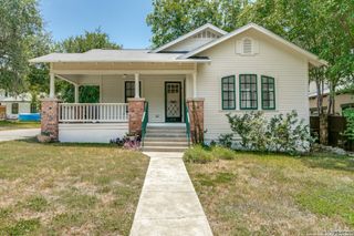 212 CHICHESTER PL, Alamo Heights, TX 78209