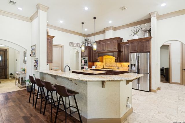 114 Hoskins Trail, Boerne, TX 78006