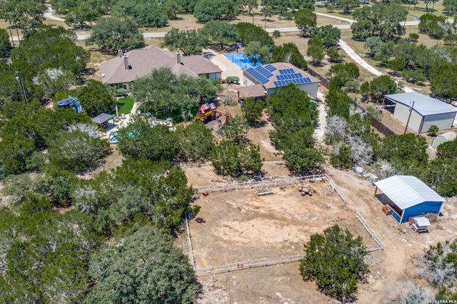 114 Hoskins Trail, Boerne, TX 78006