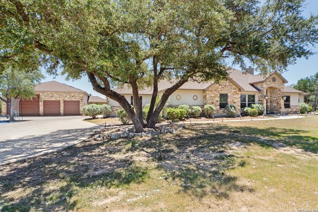 114 Hoskins Trail, Boerne, TX 78006